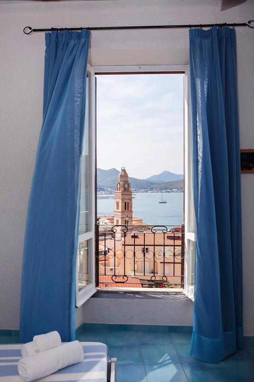 Guarinelli 88 Bed and Breakfast Gaeta Habitación foto